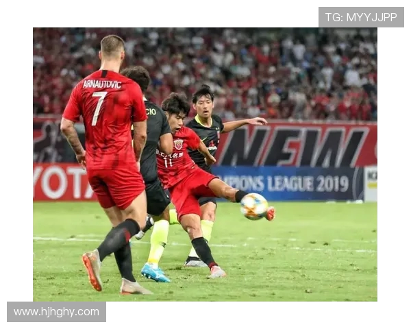 杭州足球队个人能力引发热议球员表现与团队协作的辩论 杭州足球队个人能力引发热议球员表现与团队协作的辩论