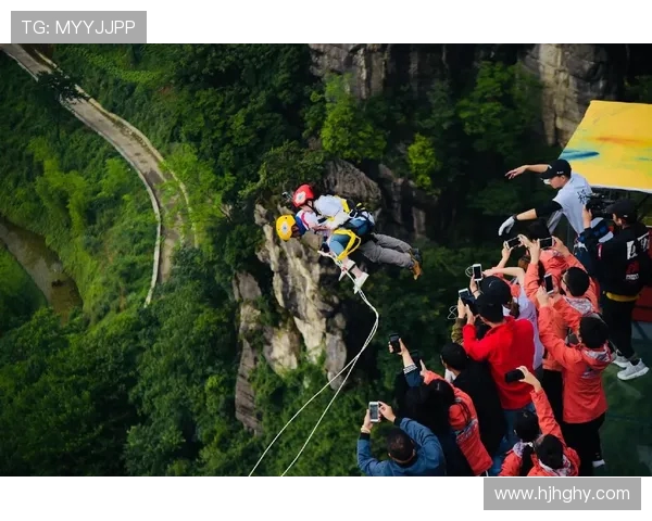 武汉极限运动队与重庆极限运动队比赛经验深度分析与赛后反思 武汉极限运动队与重庆极限运动队比赛经验深度分析与赛后反思